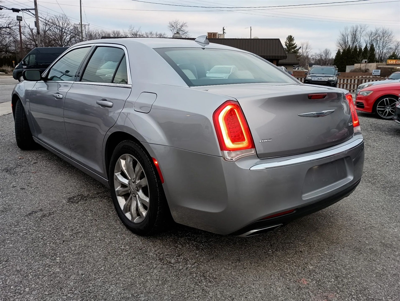 Chrysler 300  2017