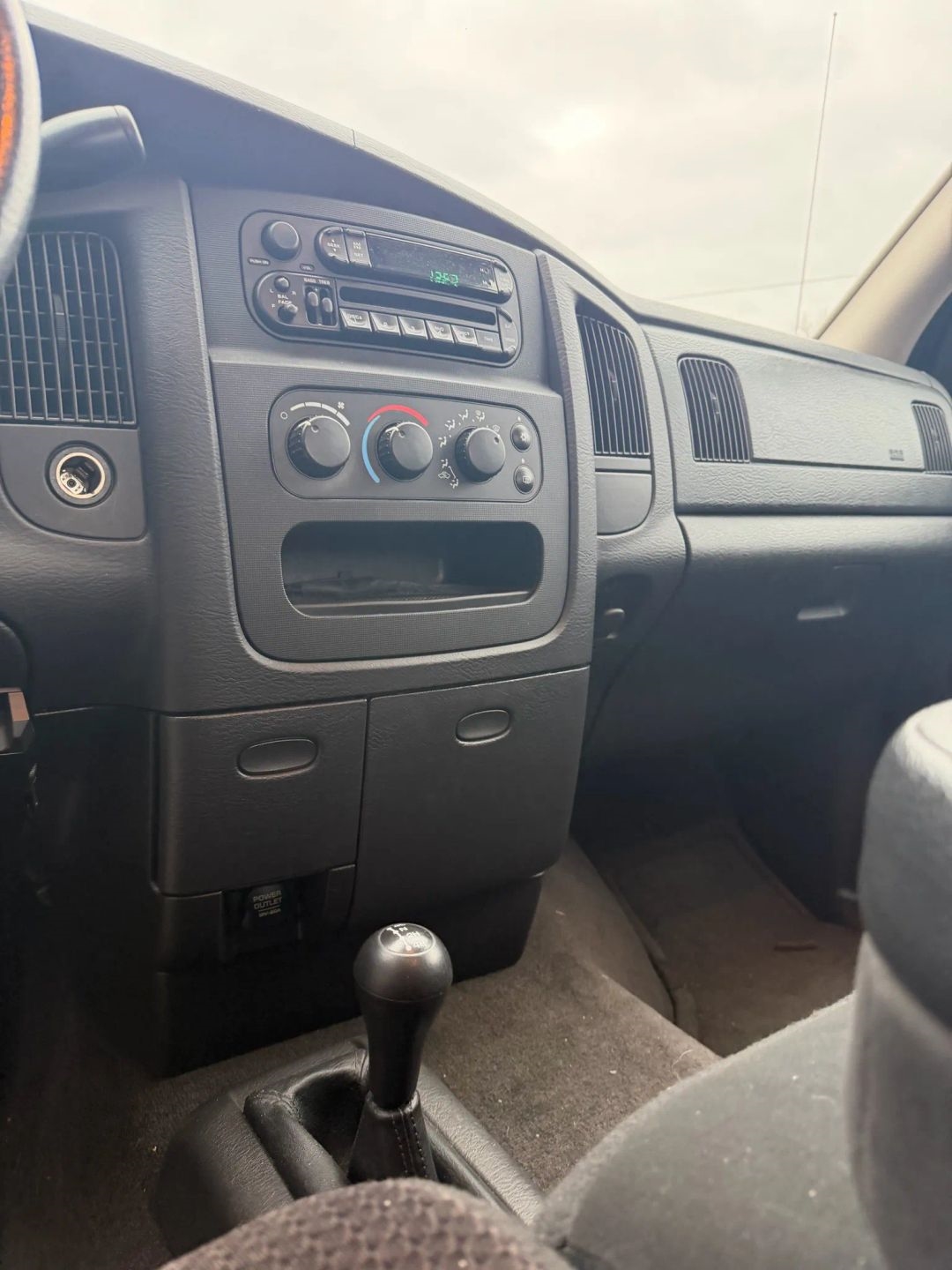 Dodge Ram 2500  2003