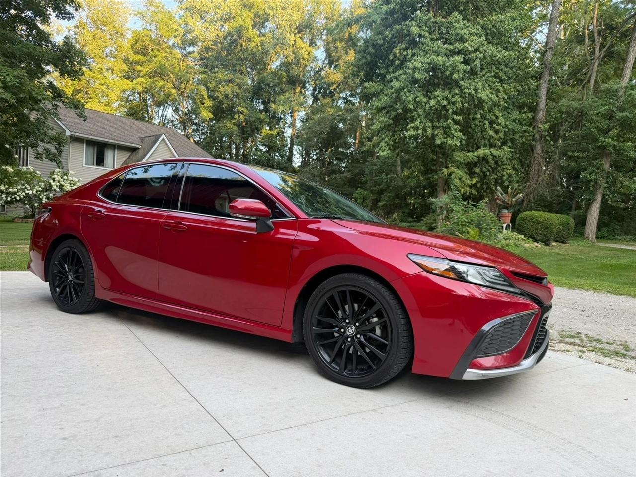 Toyota Camry  2021