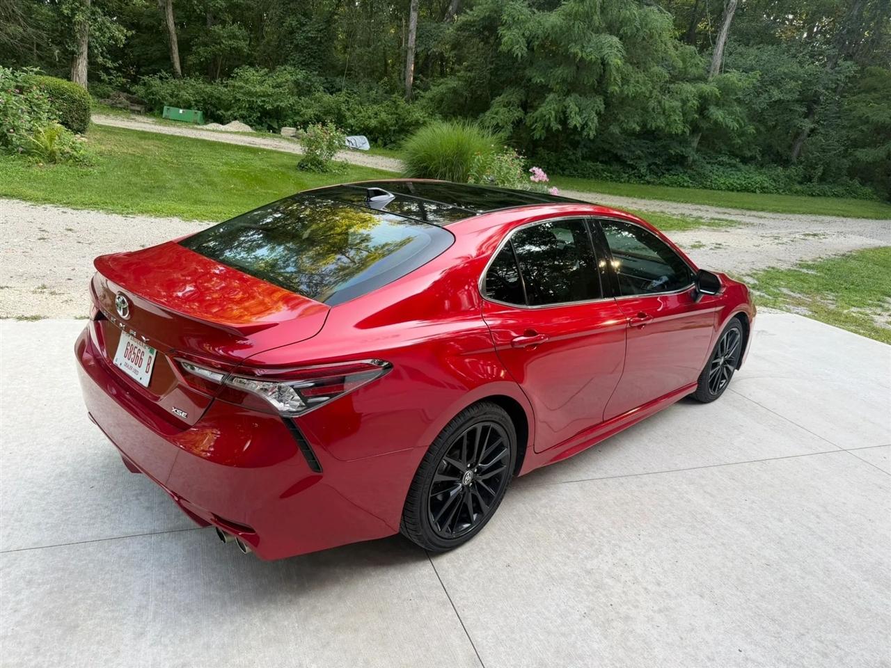 Toyota Camry  2021