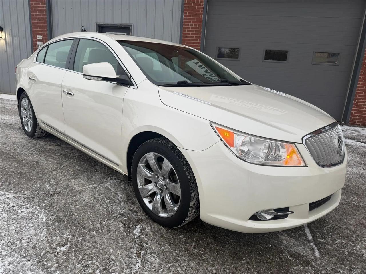 Buick LaCrosse  2011