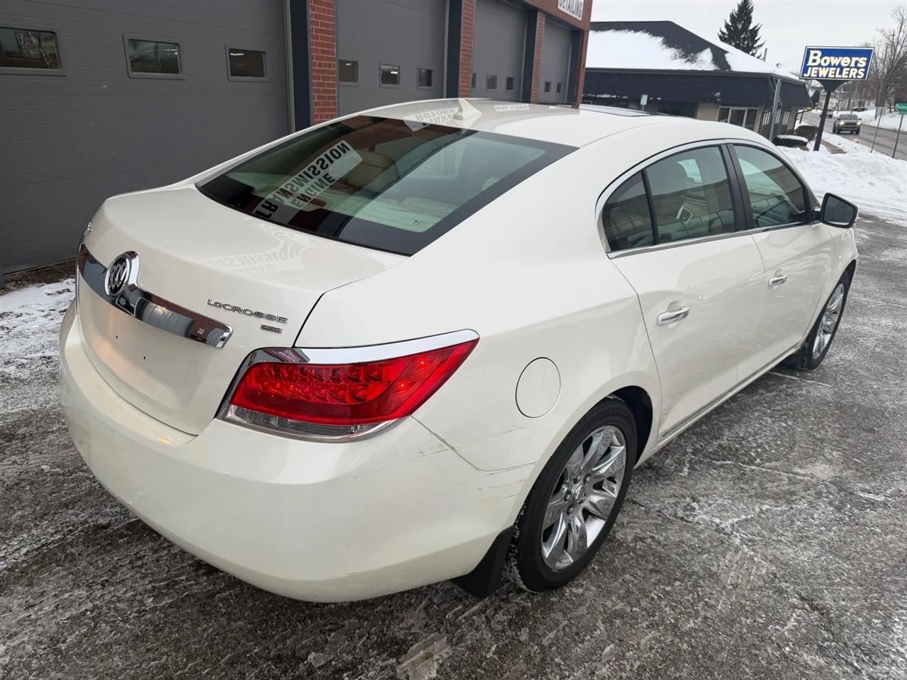 Buick LaCrosse  2011