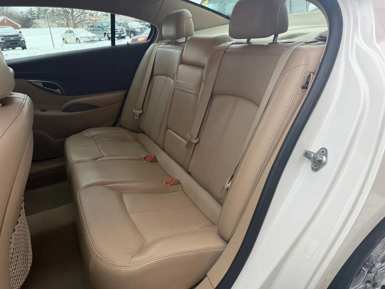 Buick LaCrosse  2011