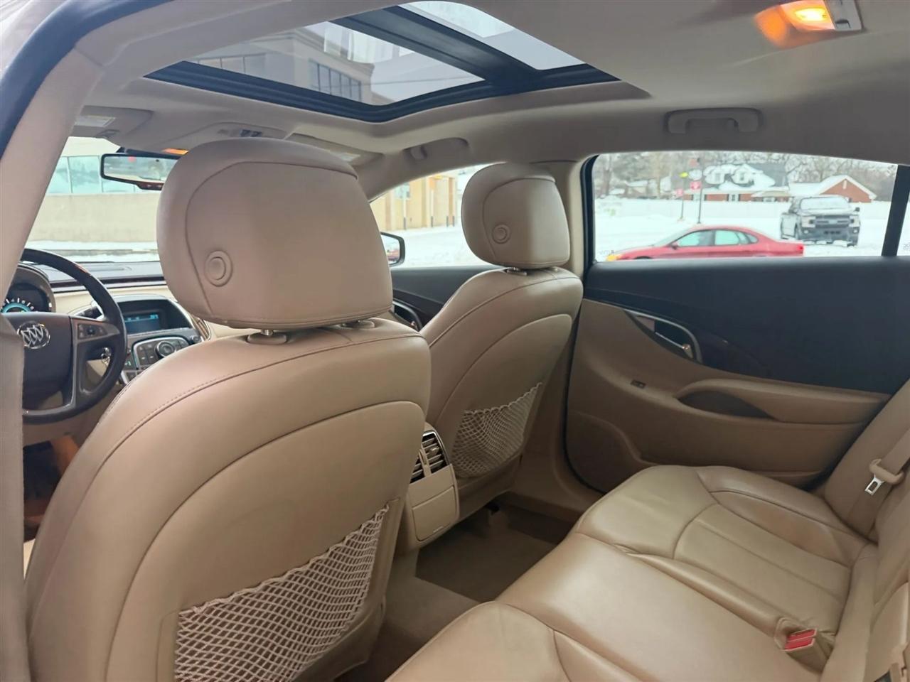 Buick LaCrosse  2011