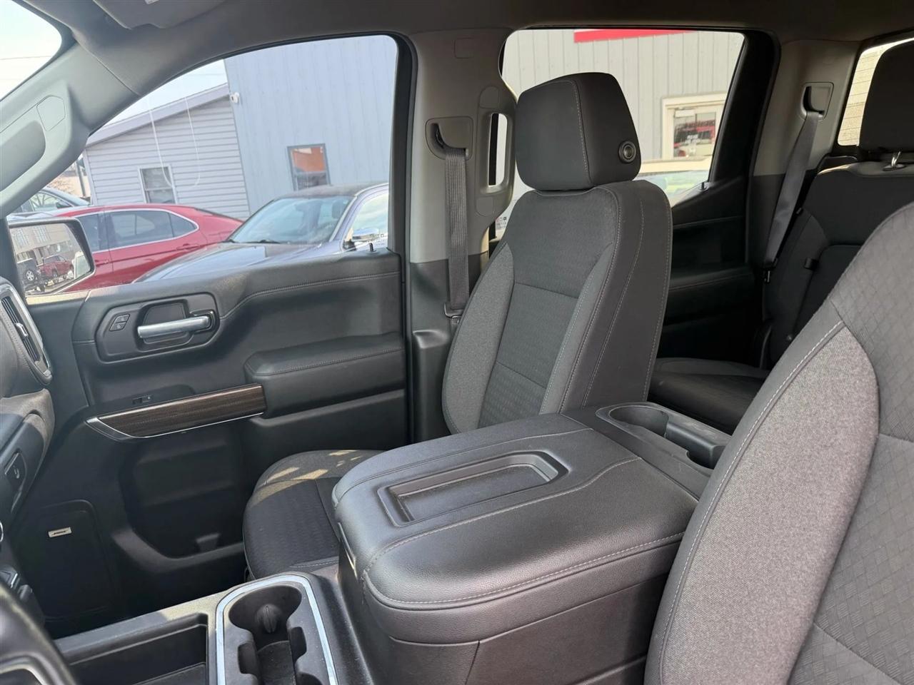 Chevrolet Silverado 1500  2021