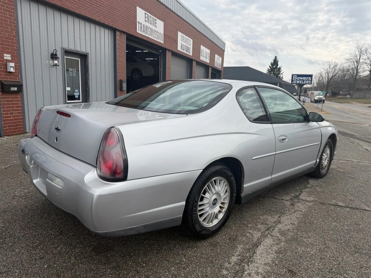 Chevrolet Monte Carlo  2002