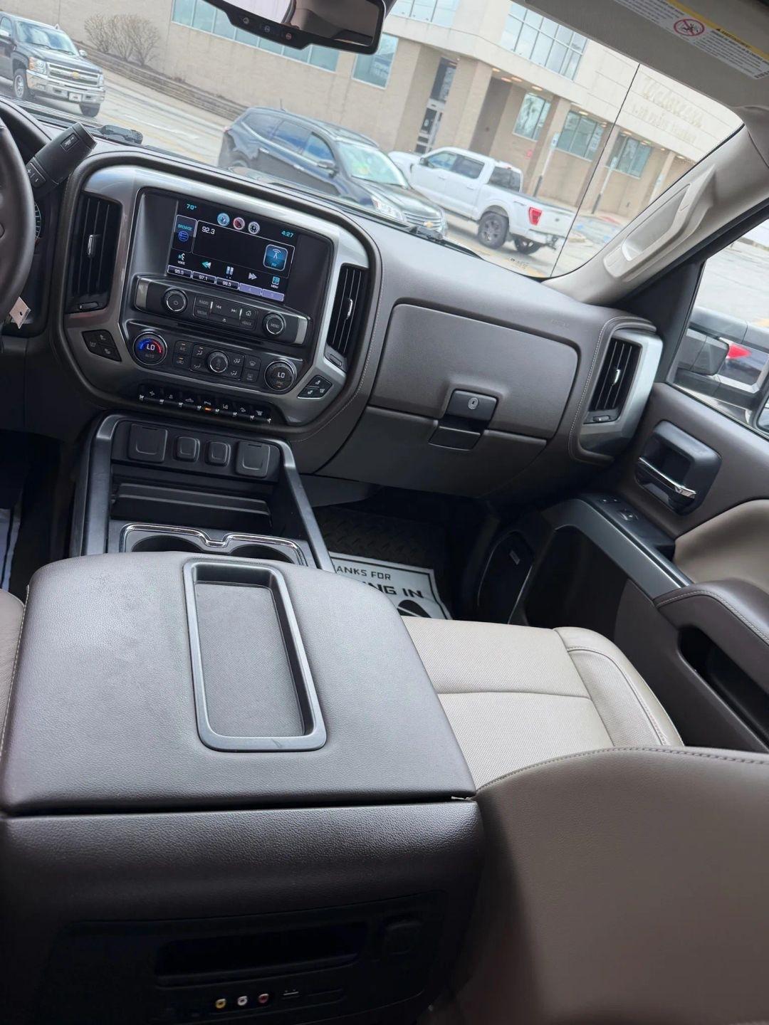 Chevrolet Silverado 2500HD  2015