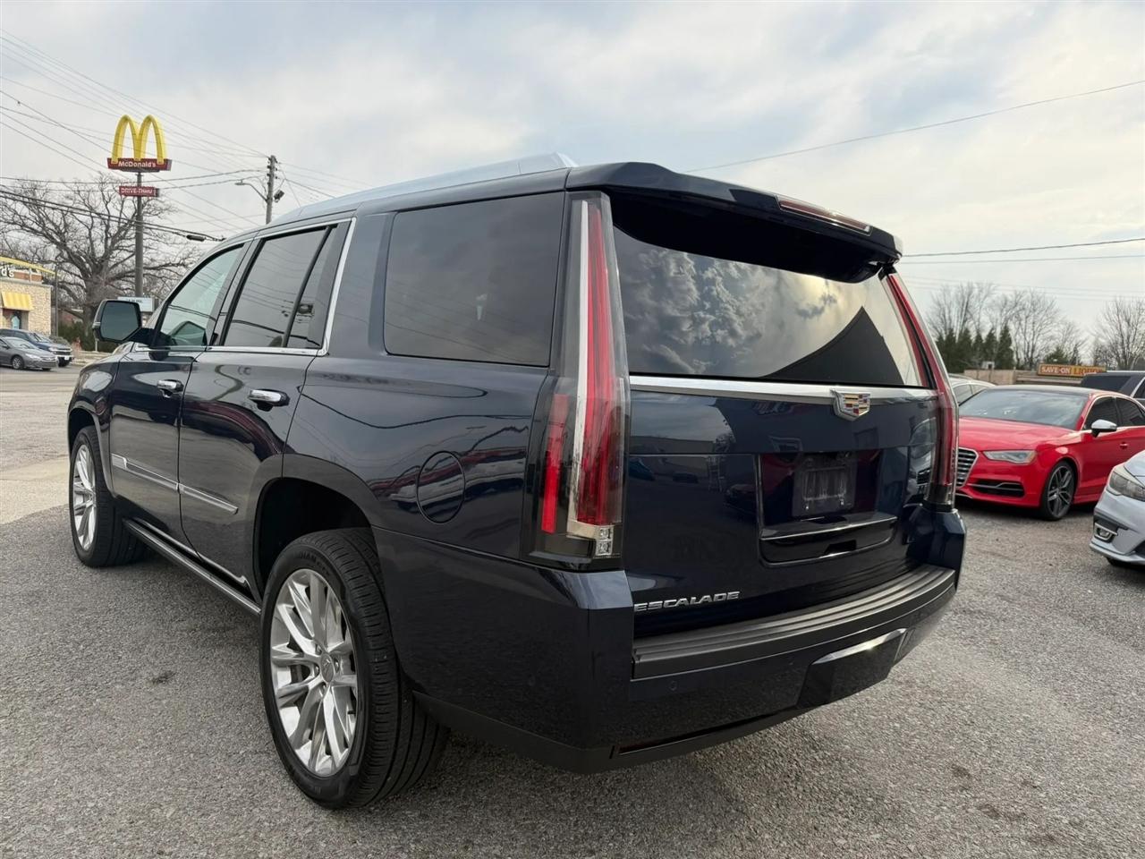 Cadillac Escalade  2018