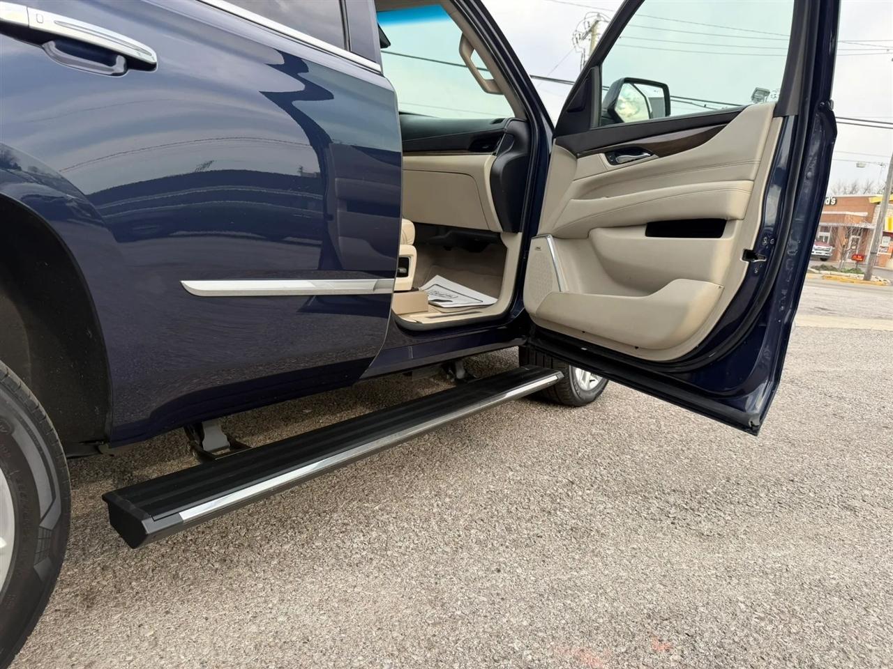 Cadillac Escalade  2018