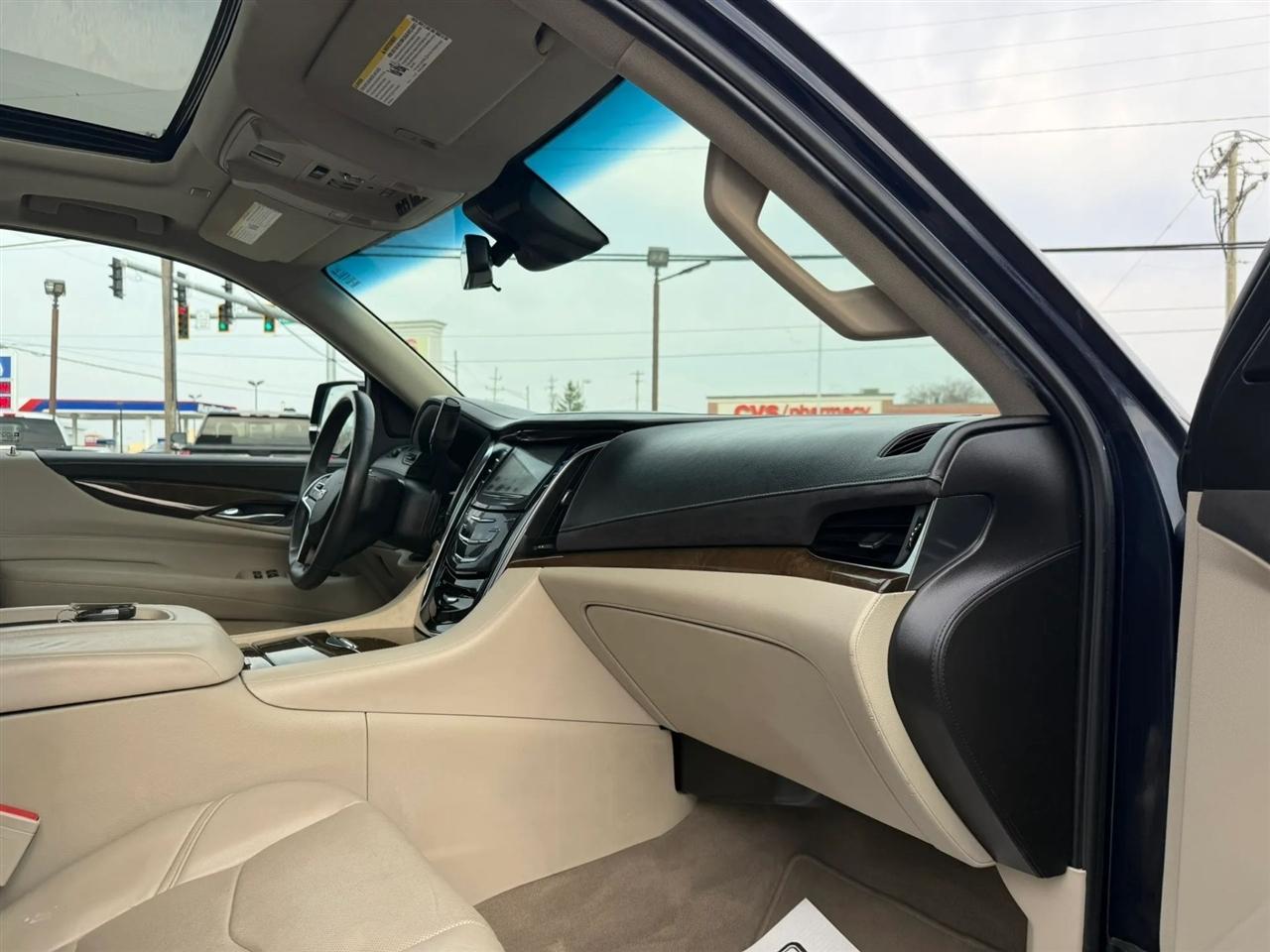 Cadillac Escalade  2018