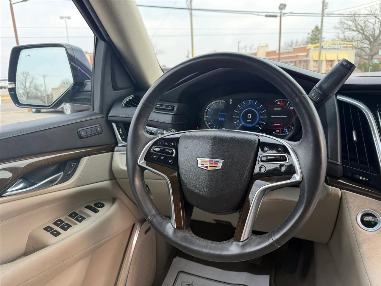 Cadillac Escalade  2018