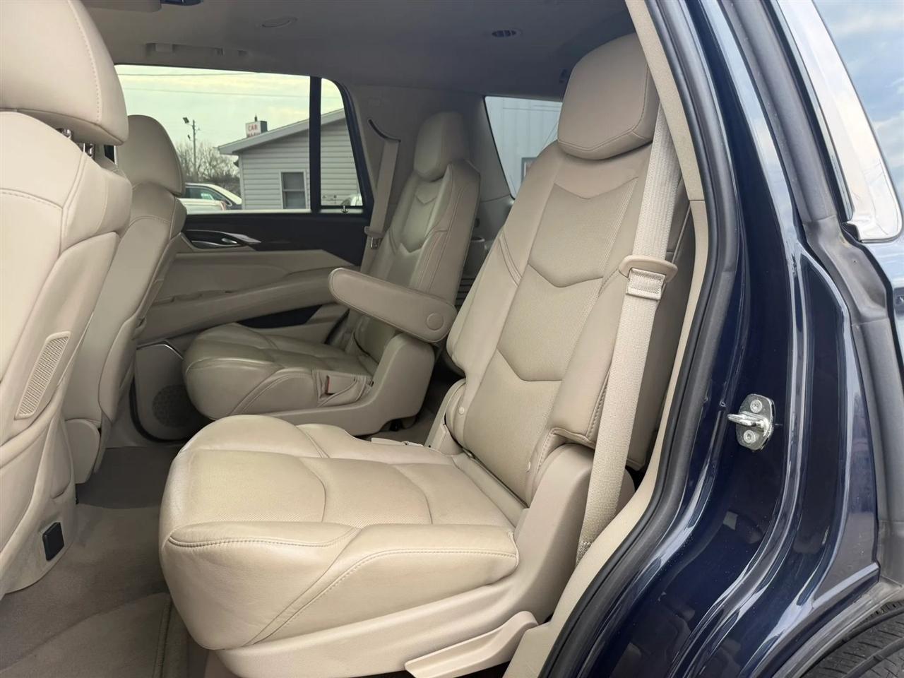 Cadillac Escalade  2018