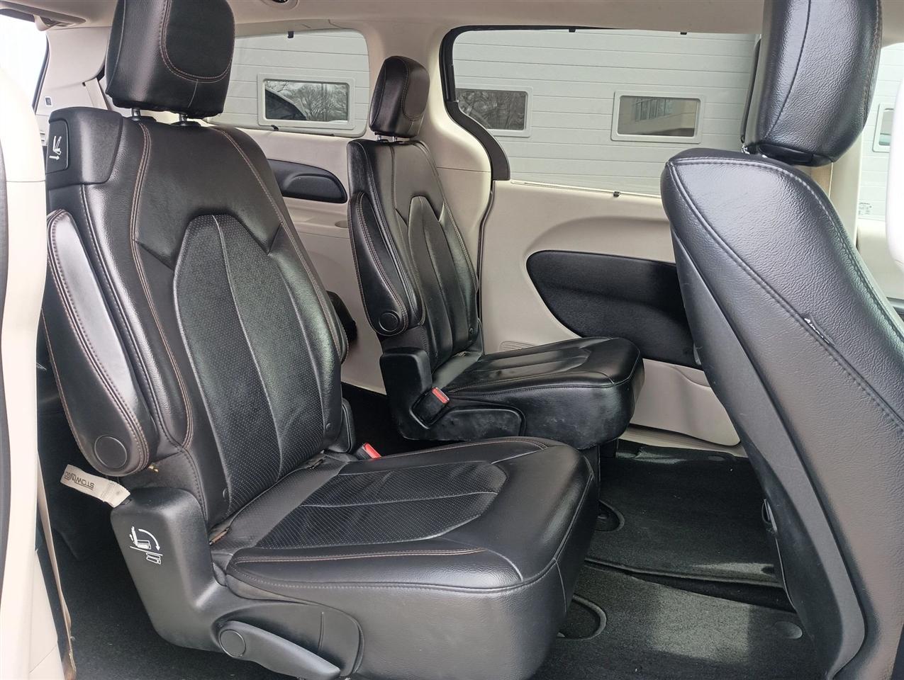 Chrysler Pacifica  2017