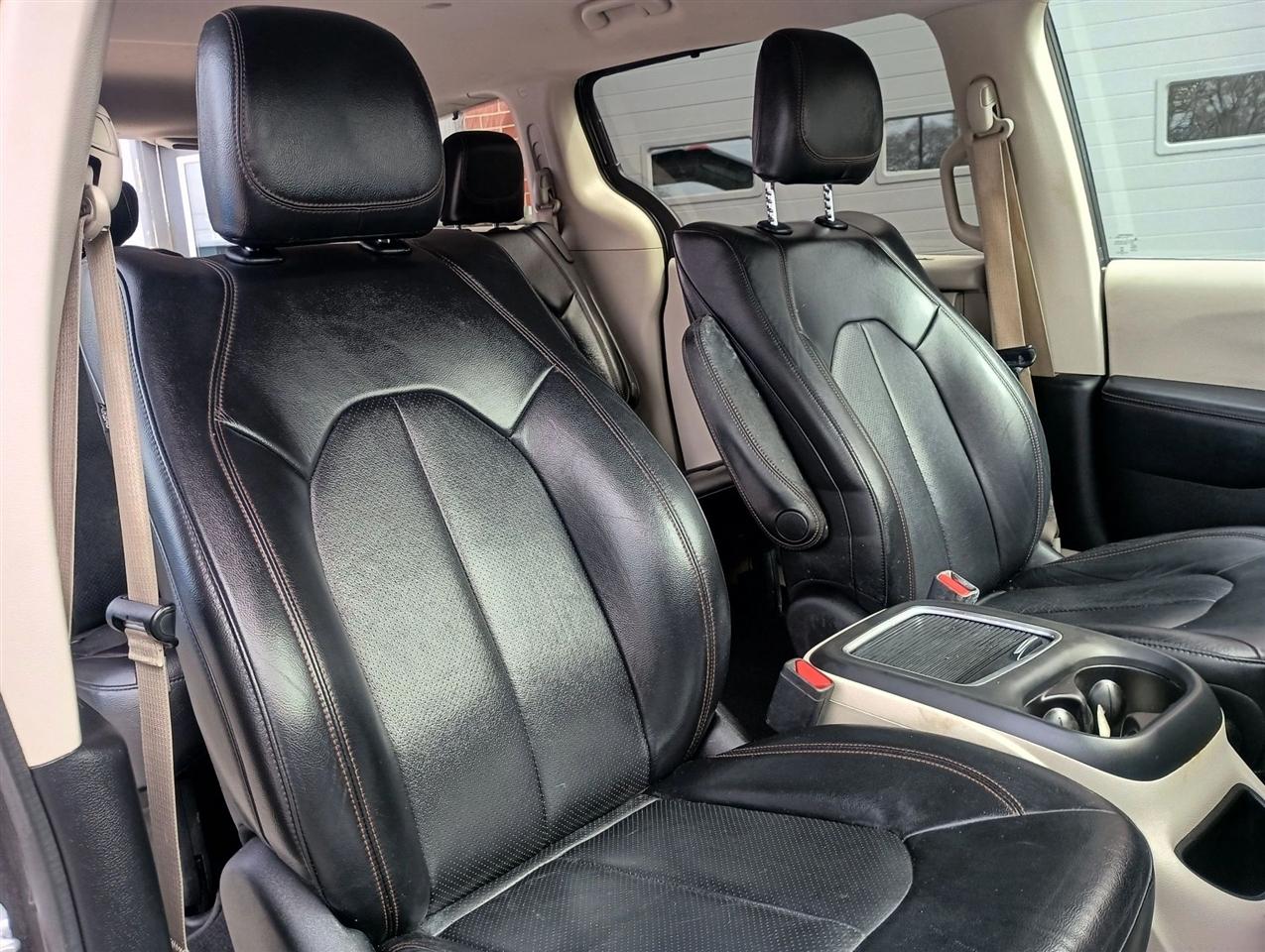 Chrysler Pacifica  2017