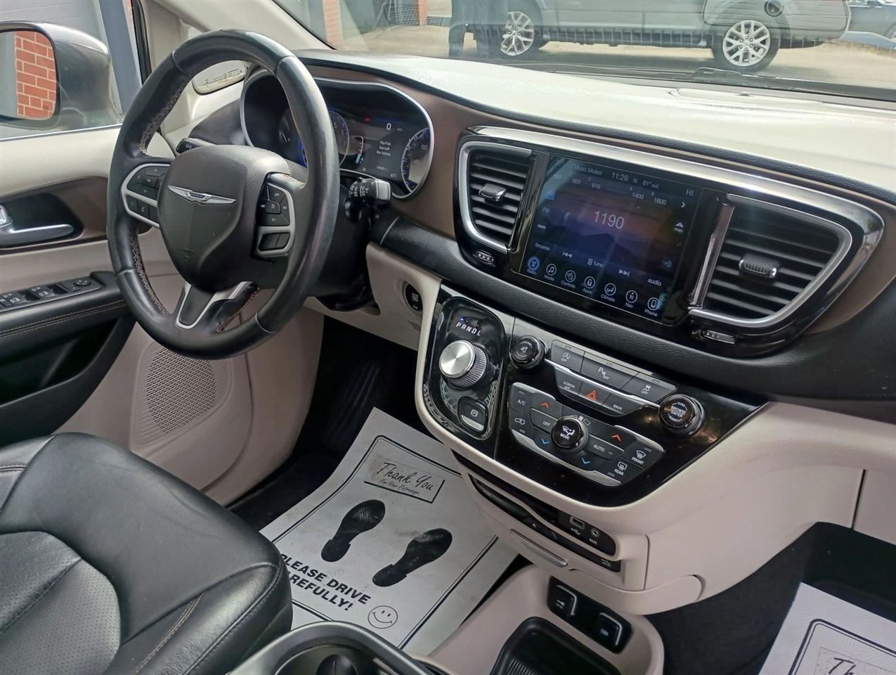 Chrysler Pacifica  2017