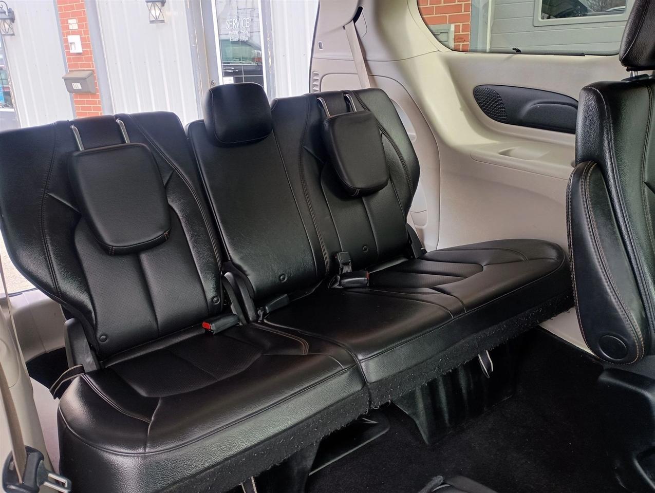 Chrysler Pacifica  2017