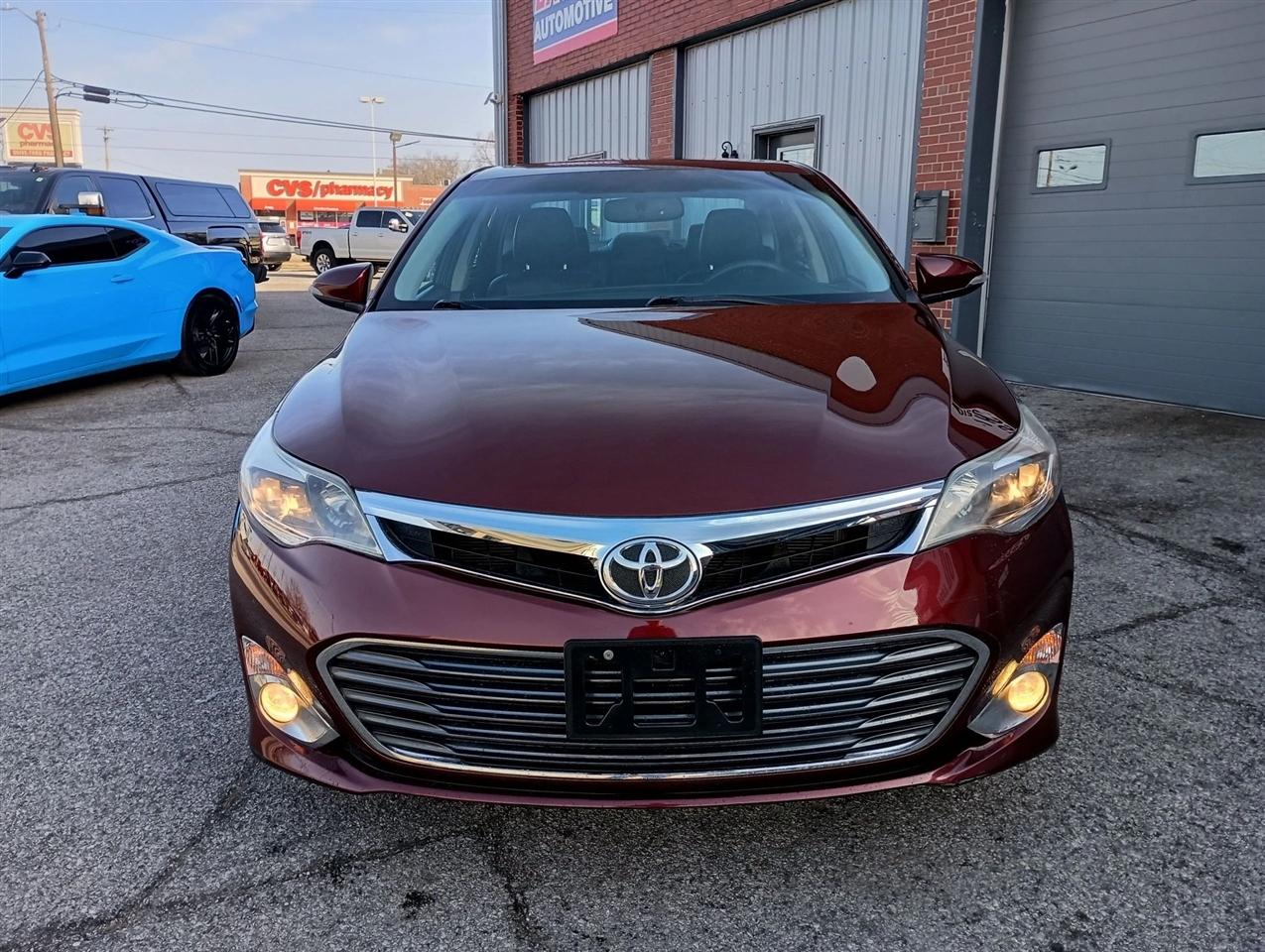 Toyota Avalon  2013