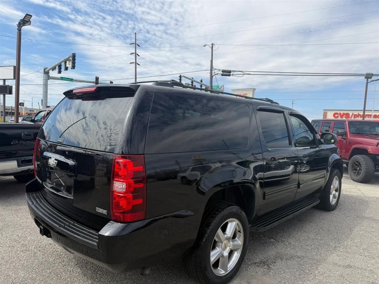 Chevrolet Suburban  2009