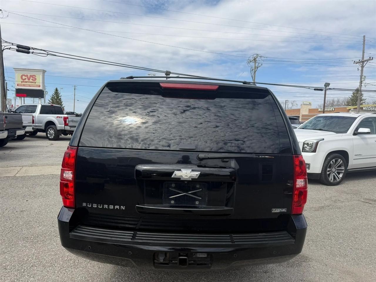 Chevrolet Suburban  2009