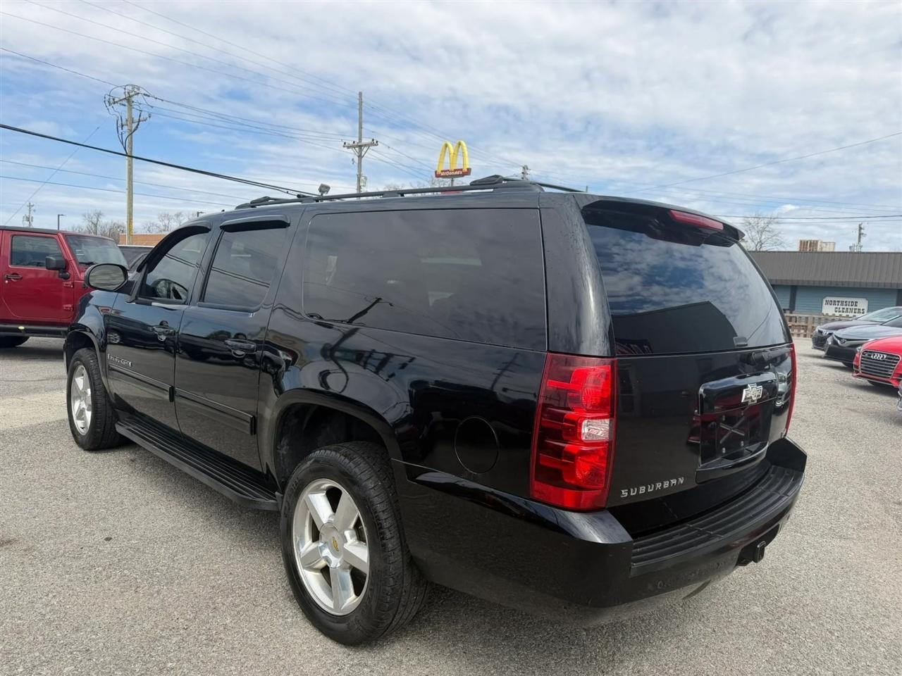 Chevrolet Suburban  2009