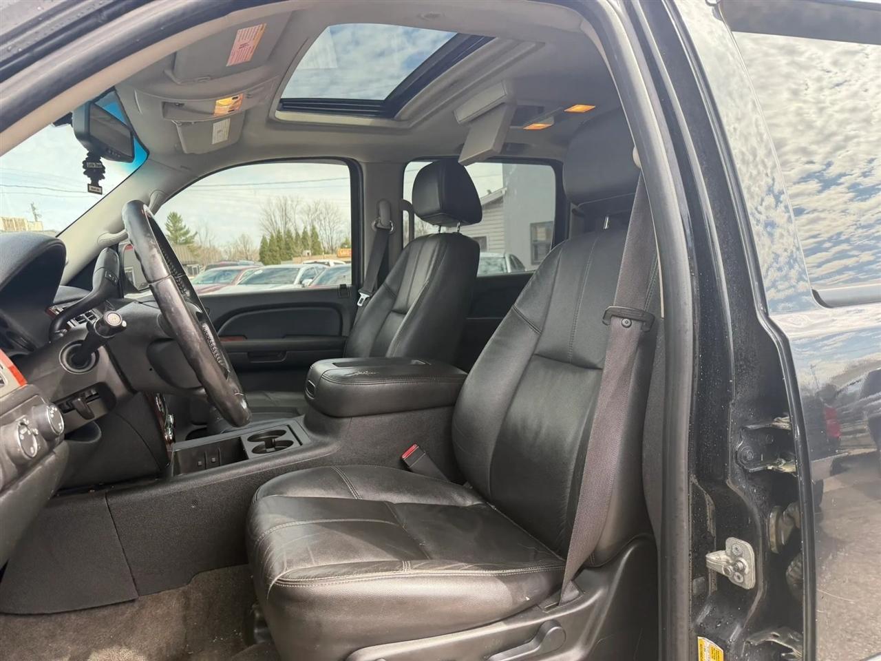 Chevrolet Suburban  2009