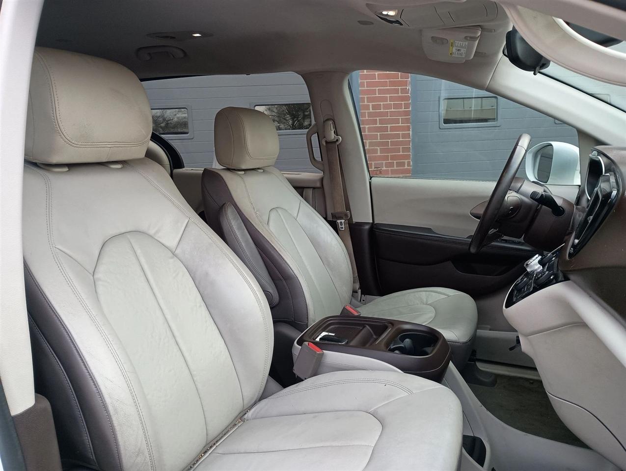 Chrysler Pacifica  2017