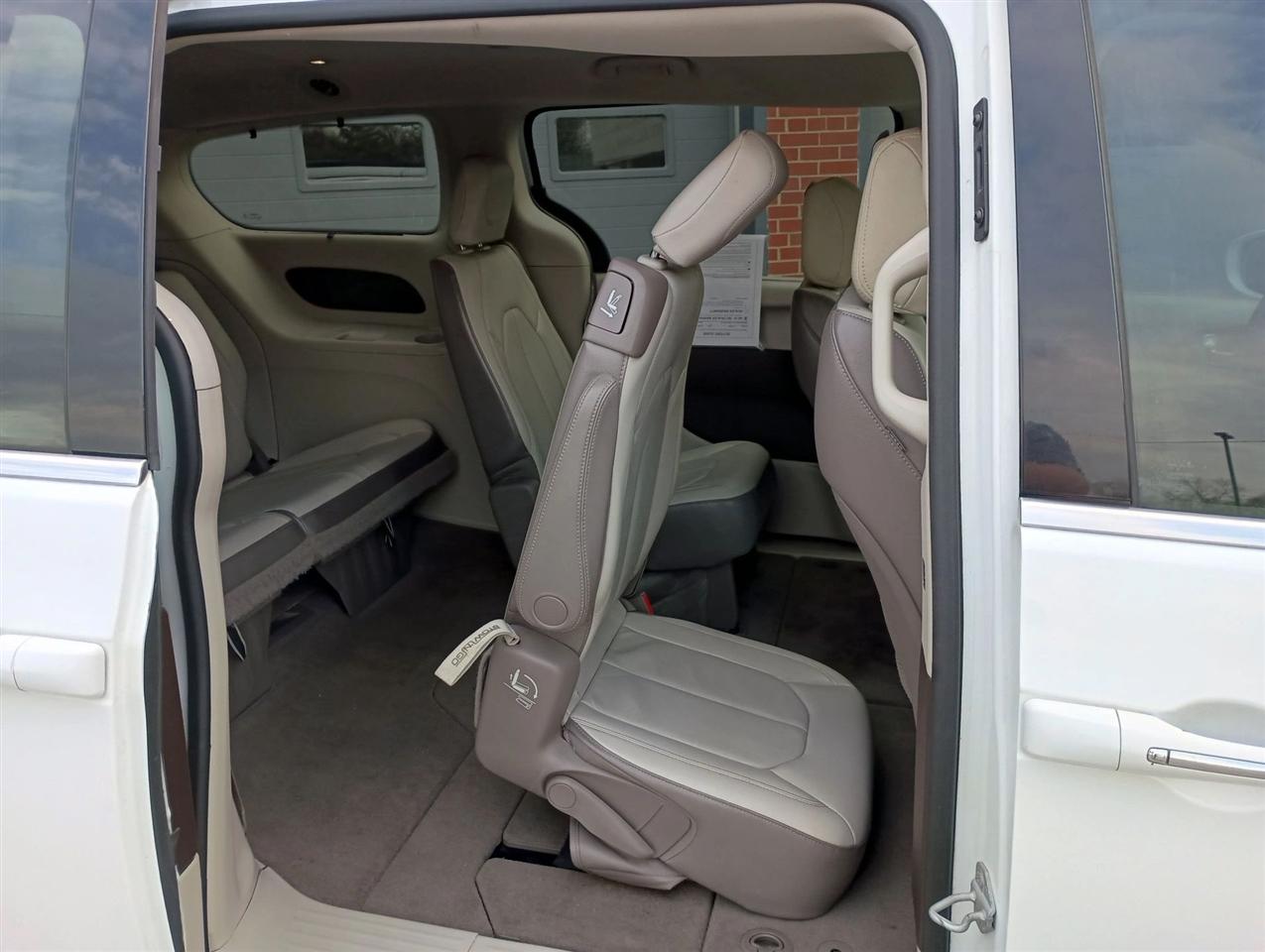 Chrysler Pacifica  2017