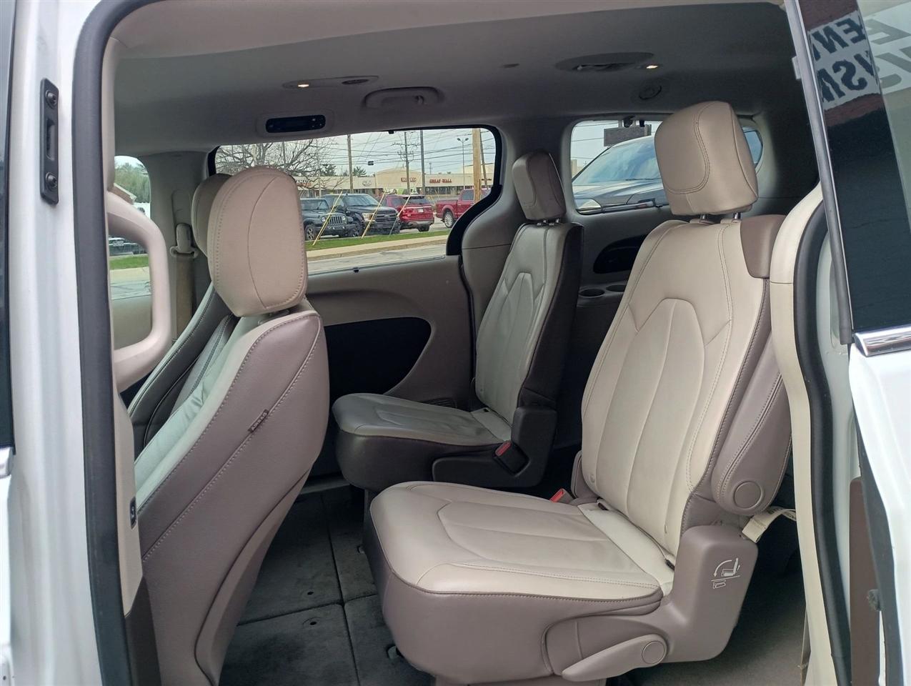 Chrysler Pacifica  2017