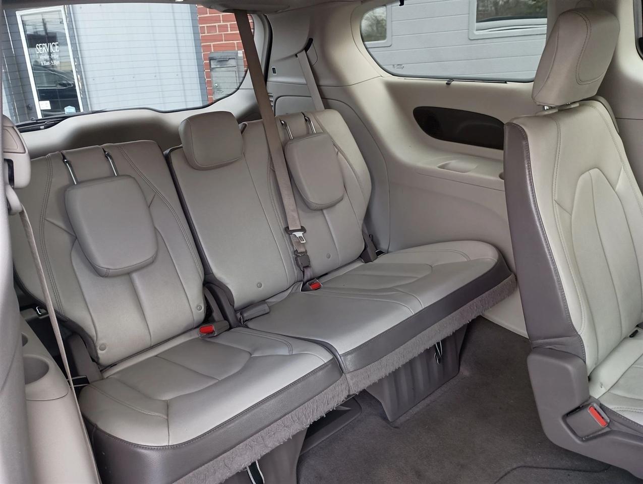 Chrysler Pacifica  2017