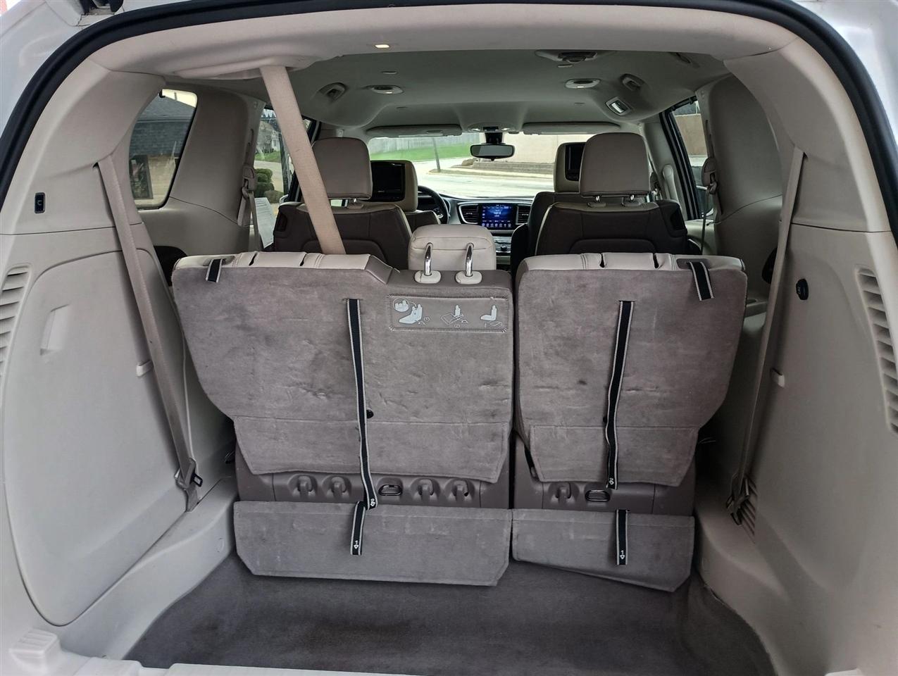 Chrysler Pacifica  2017