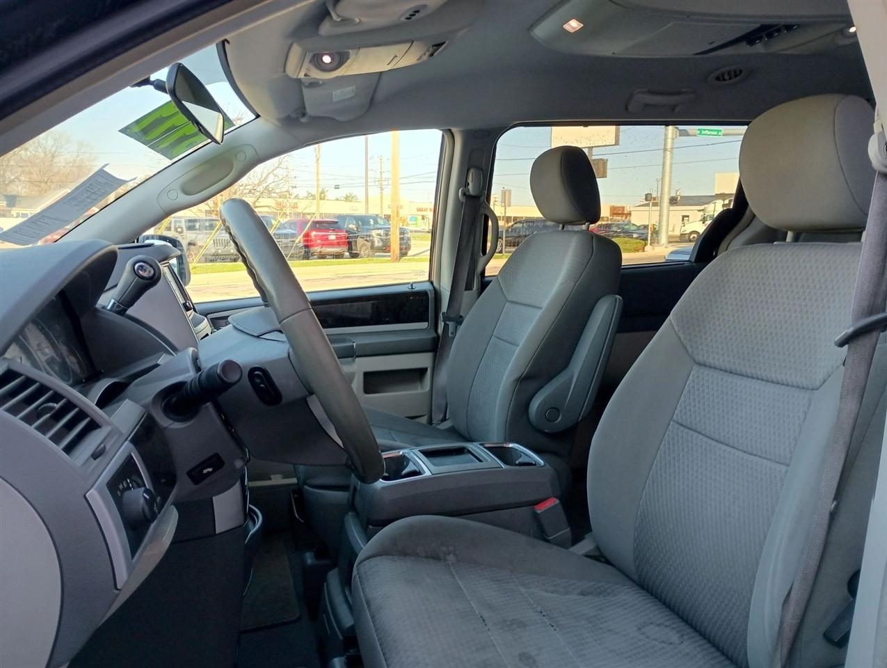 Dodge Grand Caravan  2010