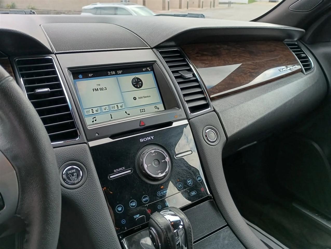Ford Taurus  2018