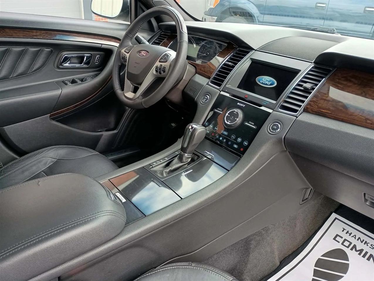 Ford Taurus  2018