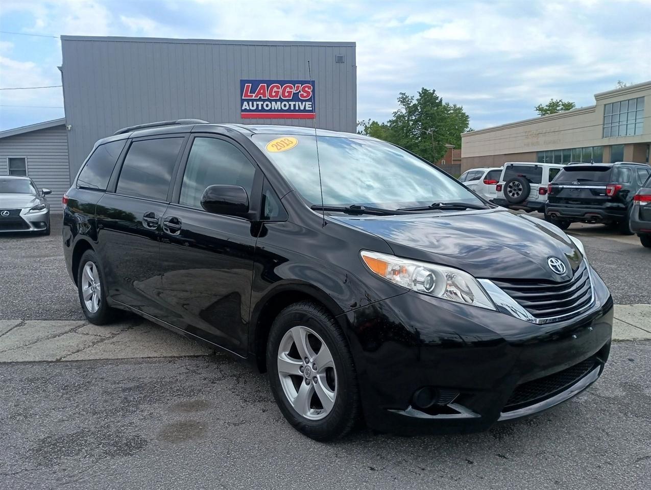 Toyota Sienna  2013