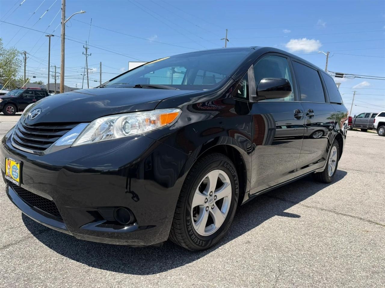 Toyota Sienna  2013