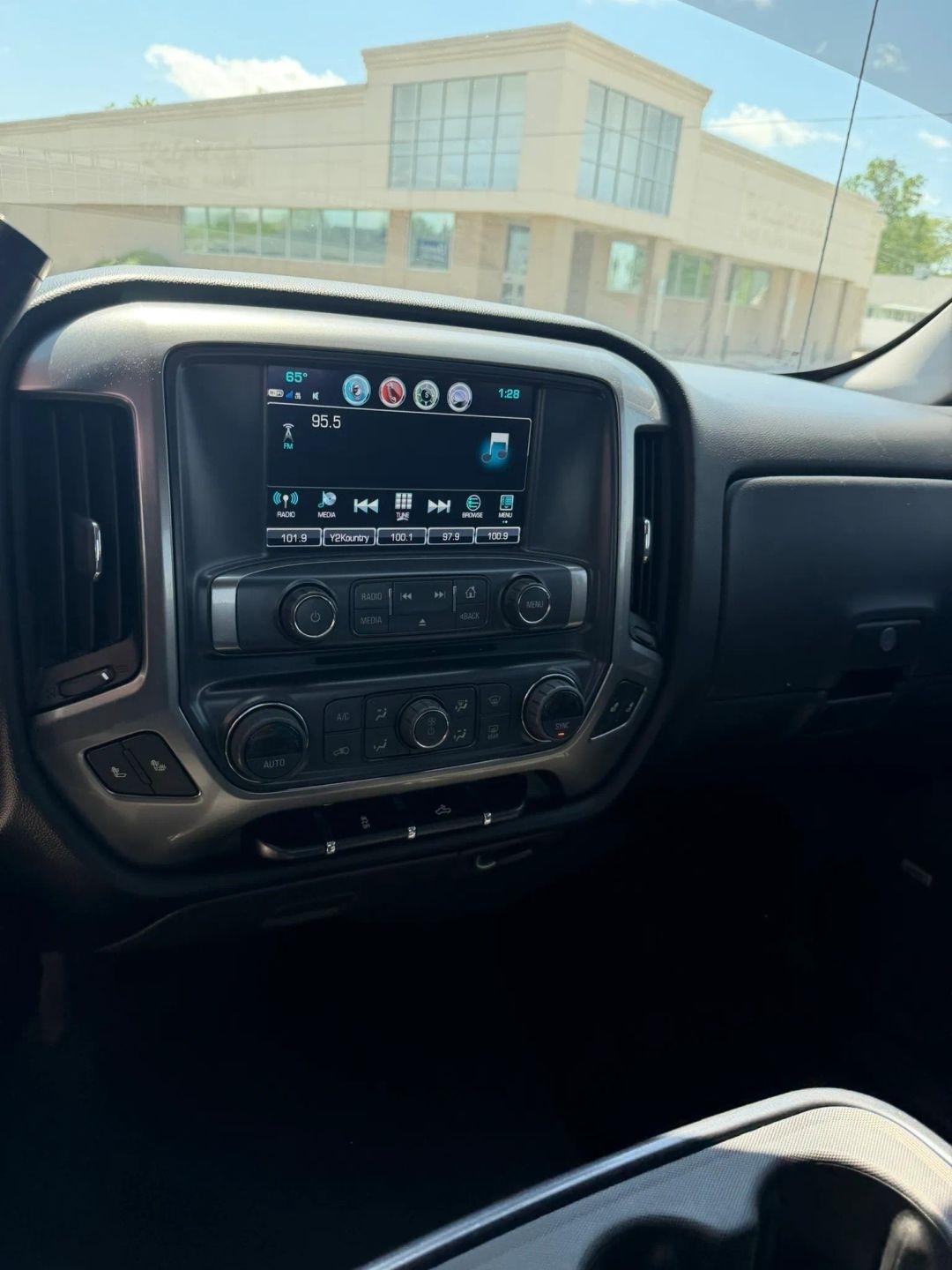 Chevrolet Silverado 1500  2018