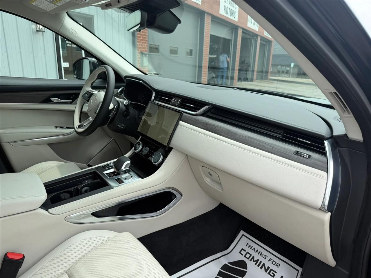 Jaguar F-Pace  2023