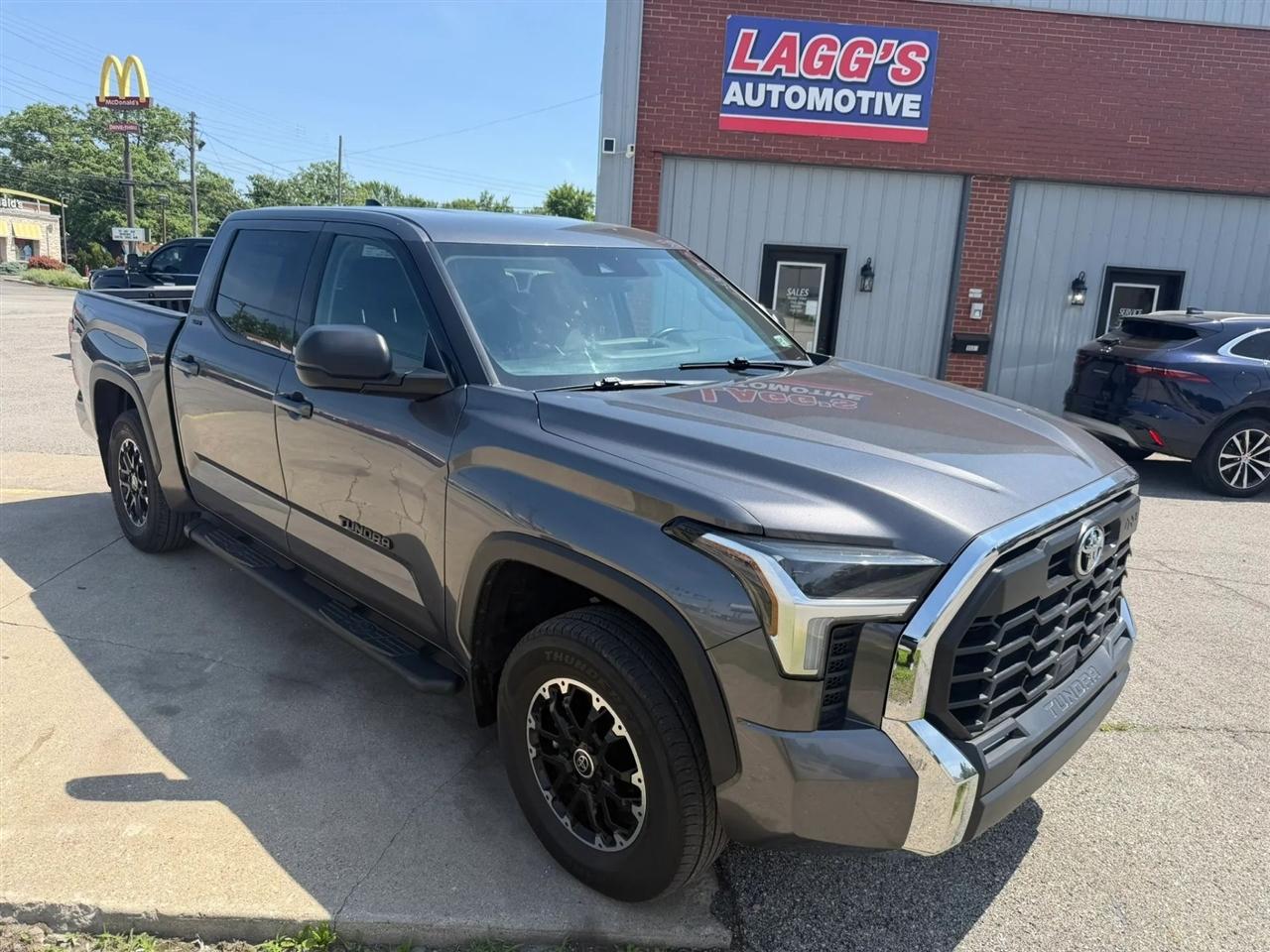 Toyota Tundra  2023