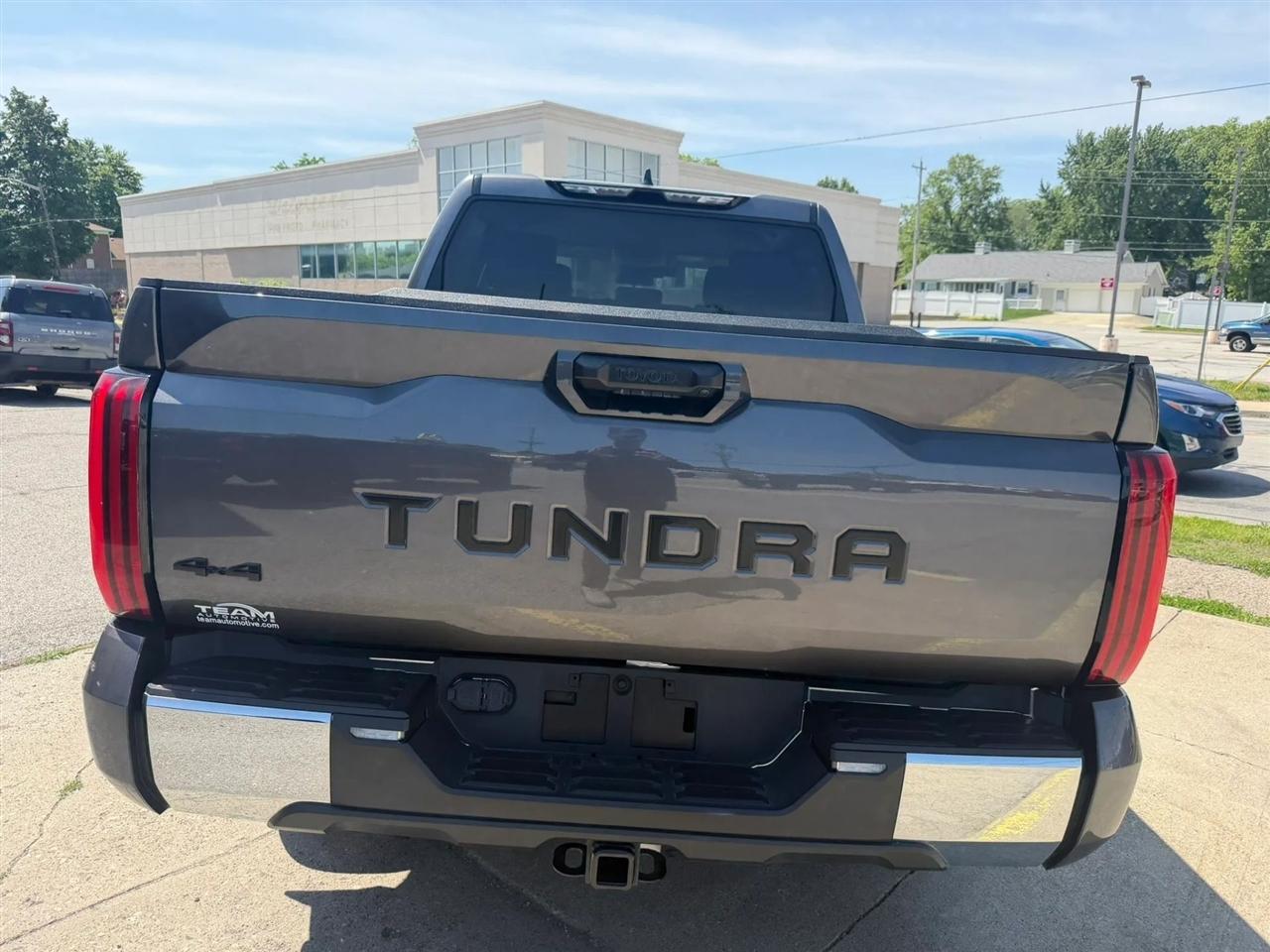 Toyota Tundra  2023