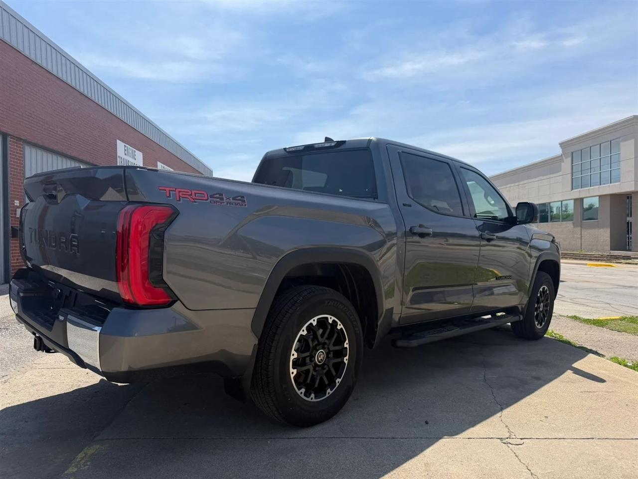 Toyota Tundra  2023
