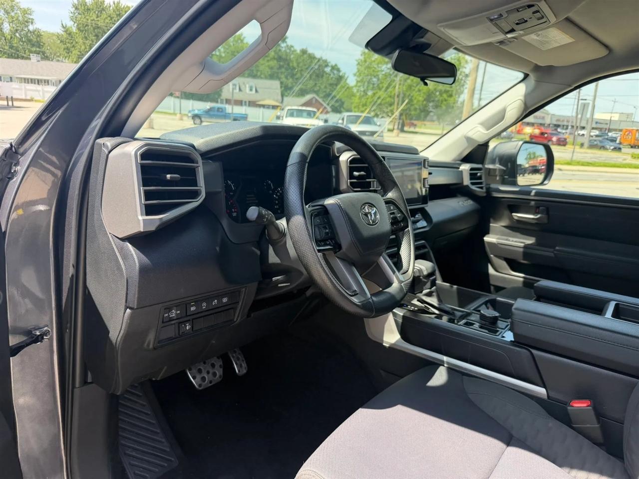 Toyota Tundra  2023