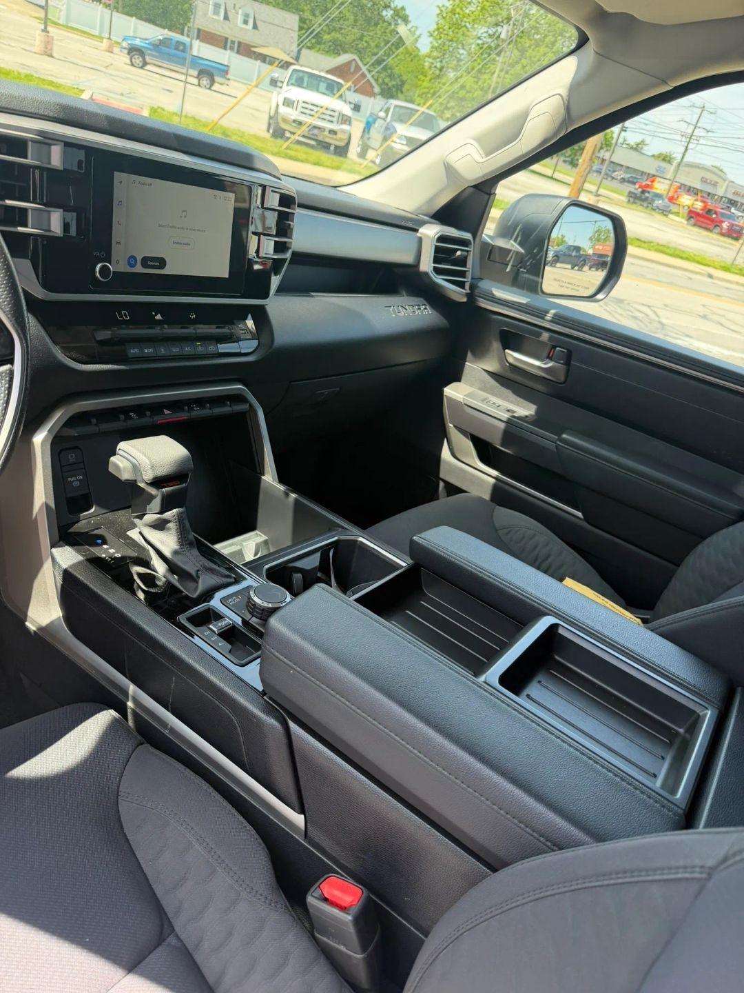 Toyota Tundra  2023