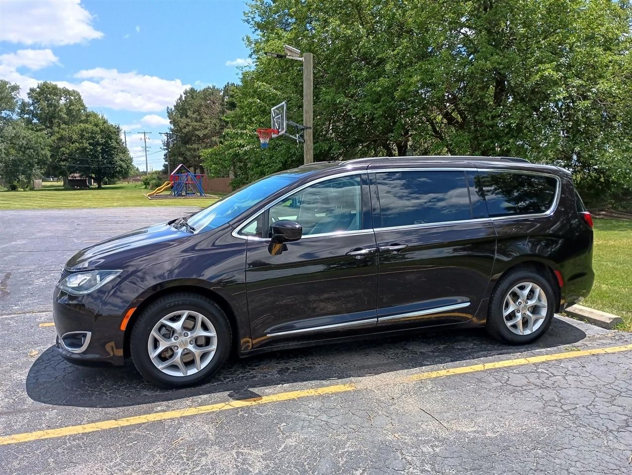 Chrysler Pacifica  2017