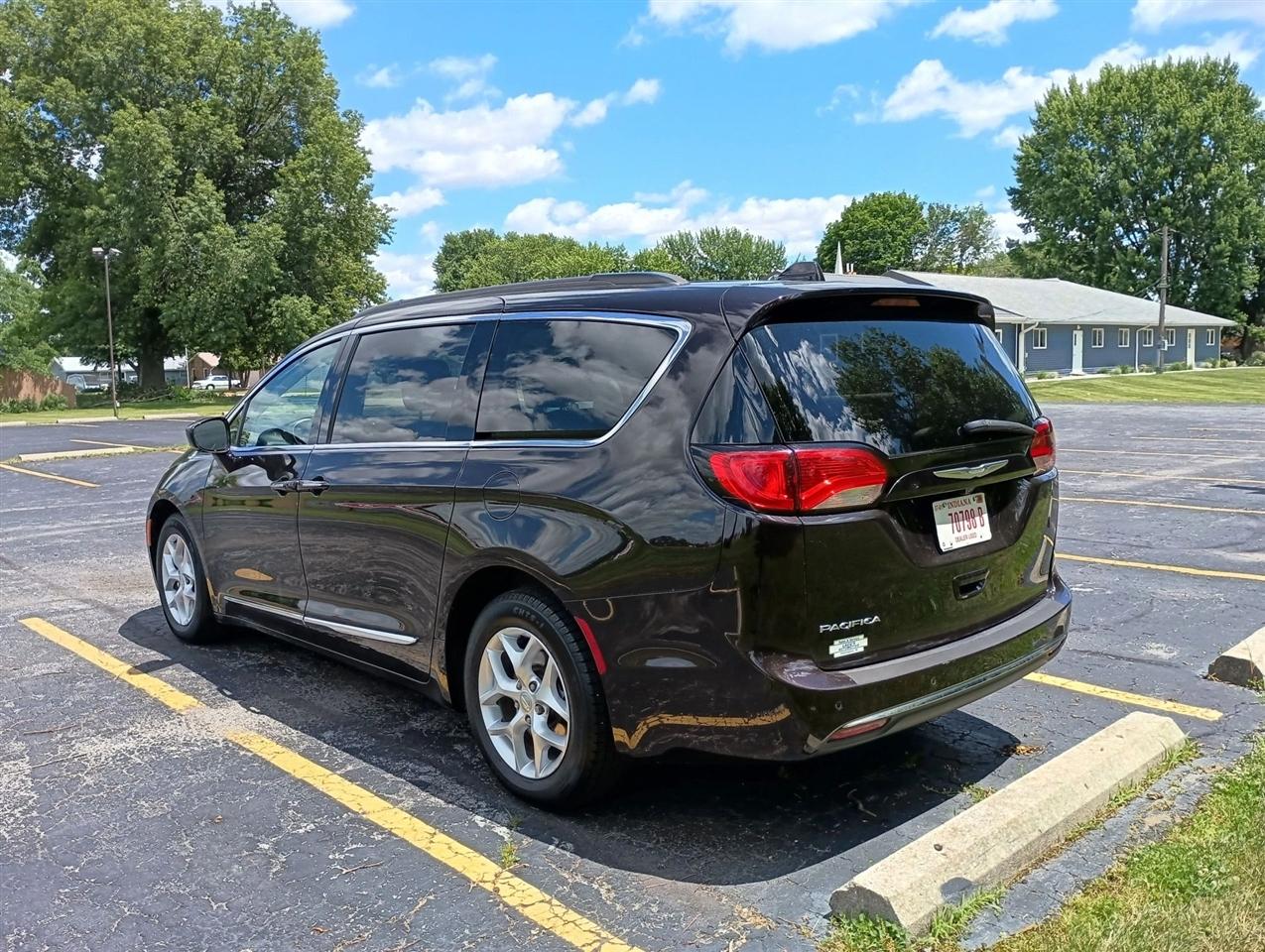 Chrysler Pacifica  2017