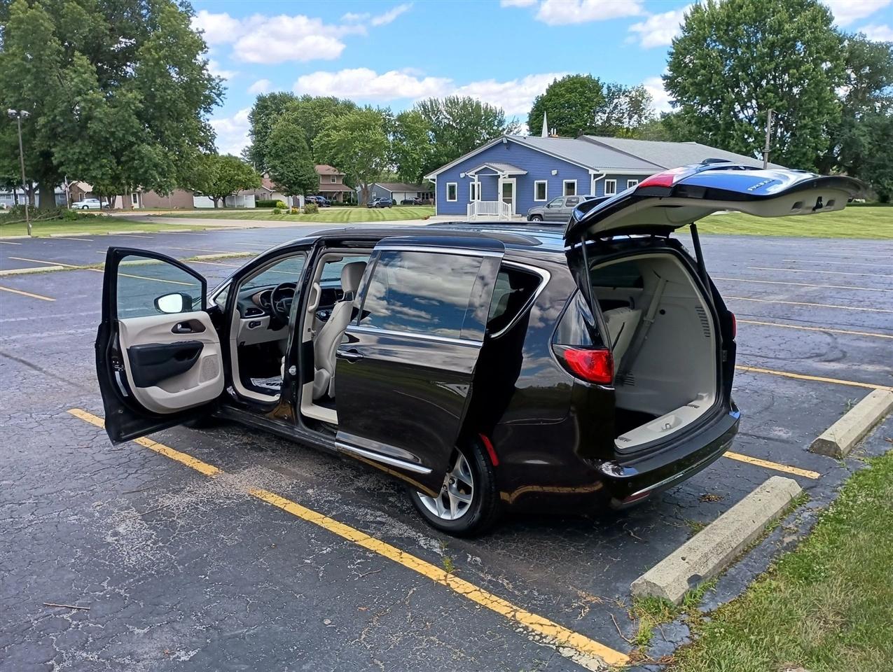 Chrysler Pacifica  2017