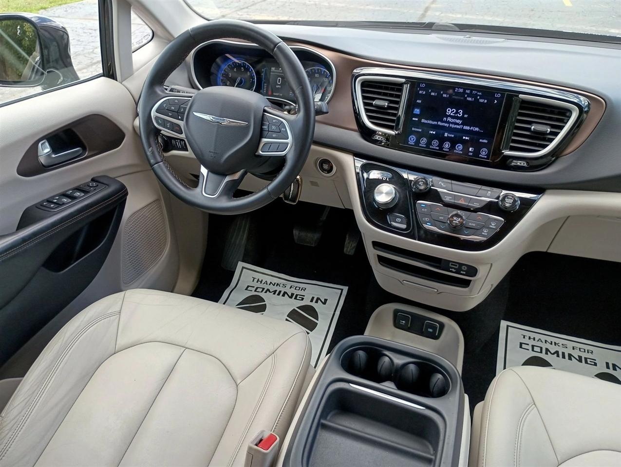 Chrysler Pacifica  2017