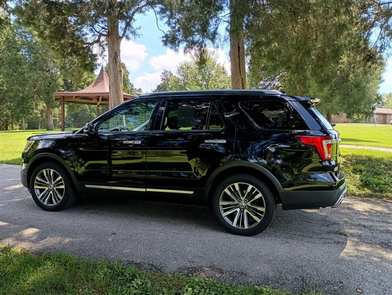 Ford Explorer  2016