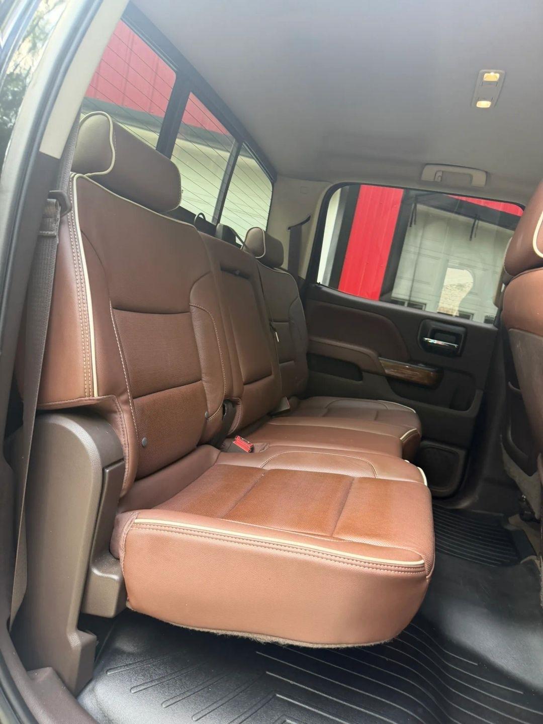 Chevrolet Silverado 2500HD  2015