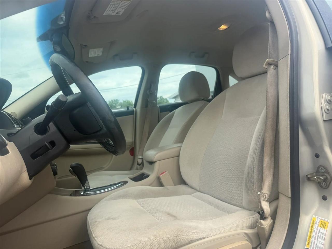 Chevrolet Impala  2010