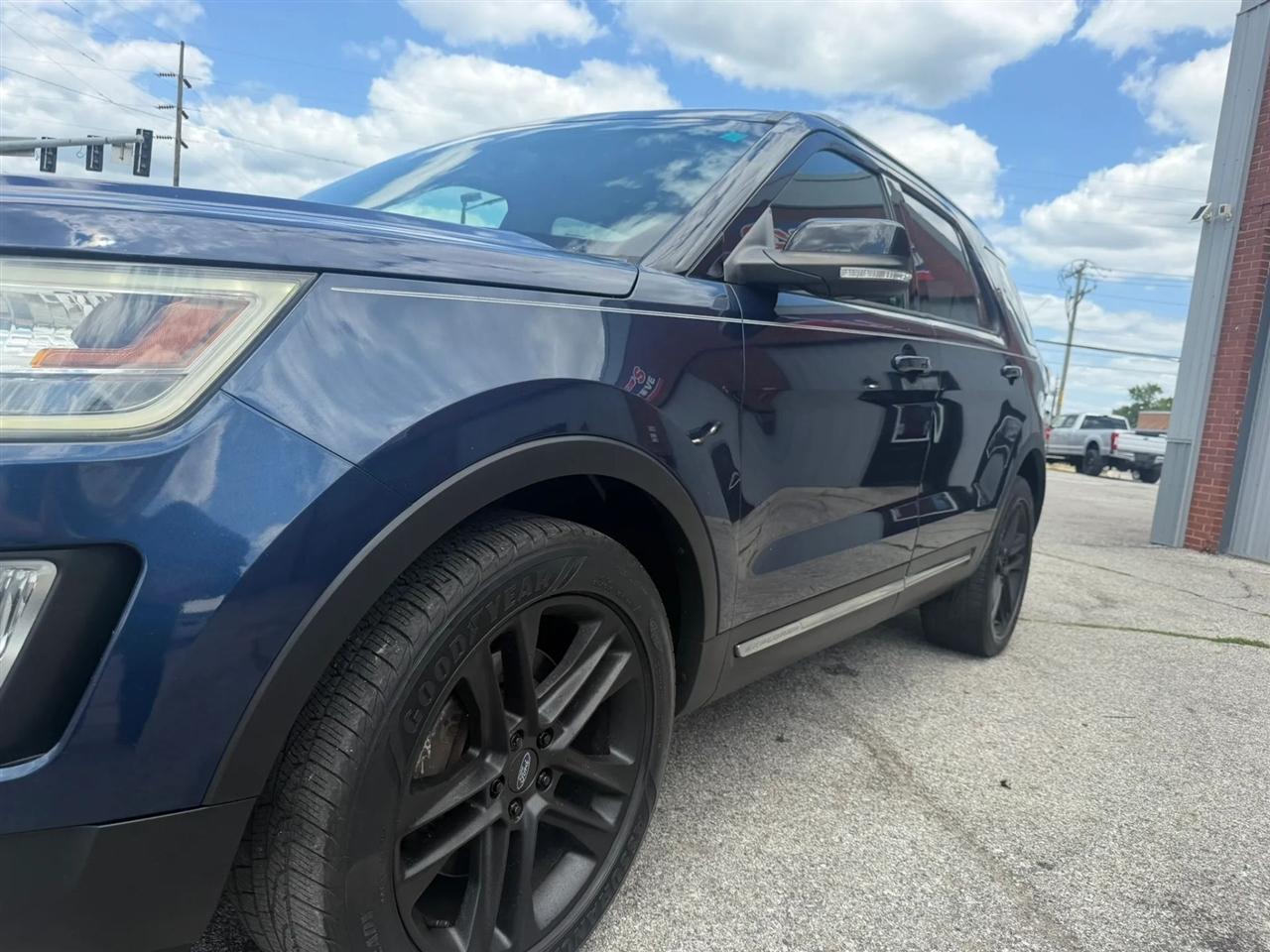 Ford Explorer  2016